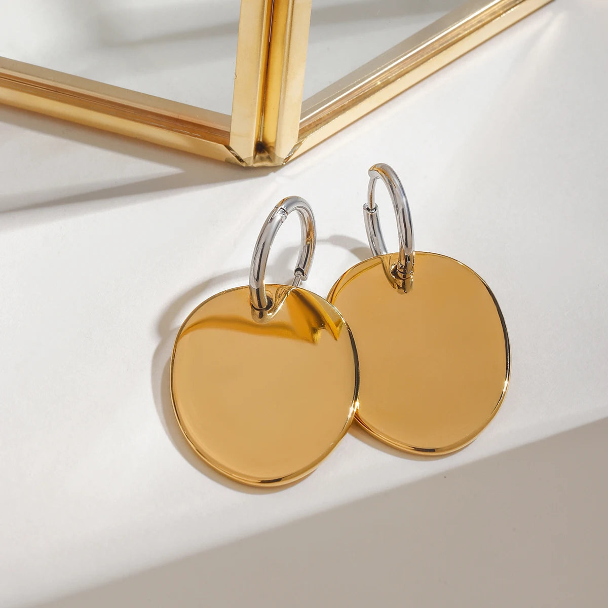 Geometrische Gold-Silber Farbblockierte Glatte Oval-Ohrringe aus Edelstahl für Damen, Statement, rostfrei, stilvoller Schmuck