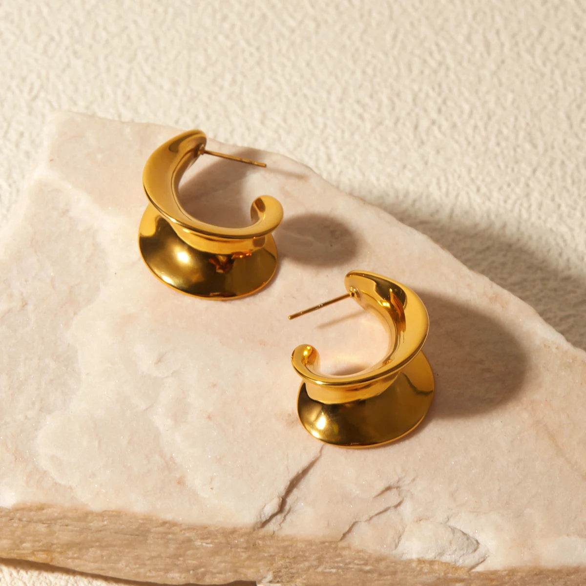 18k vergoldete, zarte Ohrringe aus Edelstahl mit eingekerbtem Spiralmuster, leicht, gemütlich, rostfrei, Bijoux Femme Gala Geschenk