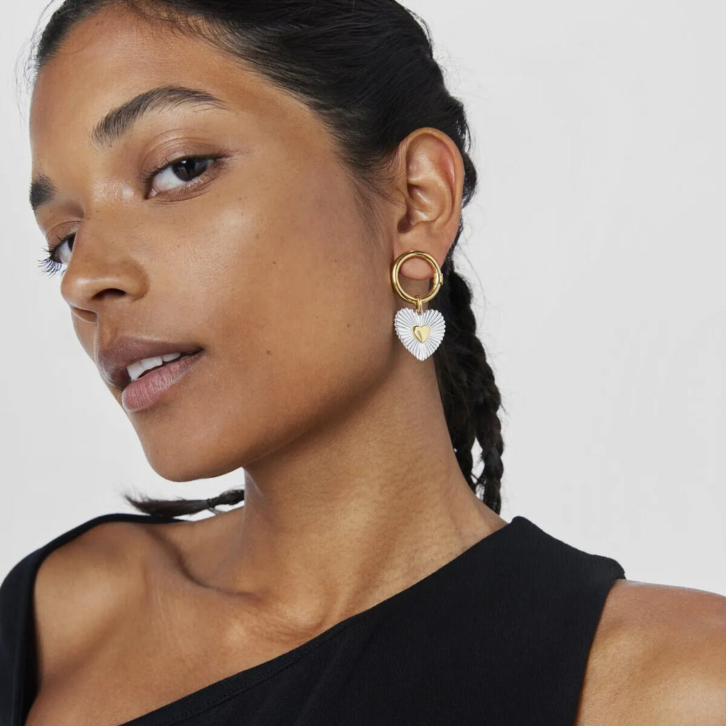 Colar e Brincos Femininos de Coração de Amor com Costura Dourada, Cor Prata e Dourada, em Aço Inoxidável Banhado a Ouro 18k, Anti-alérgicos