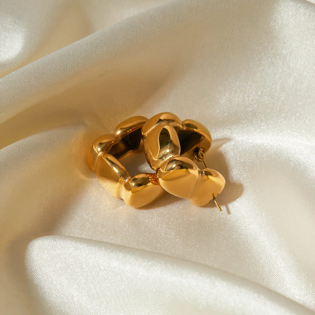 Stylish Unique Metal Textured Square Bean Hoop Earrings Steel 18k Gold Plated Women Anti Allergic Metal Distinctive Jewelry