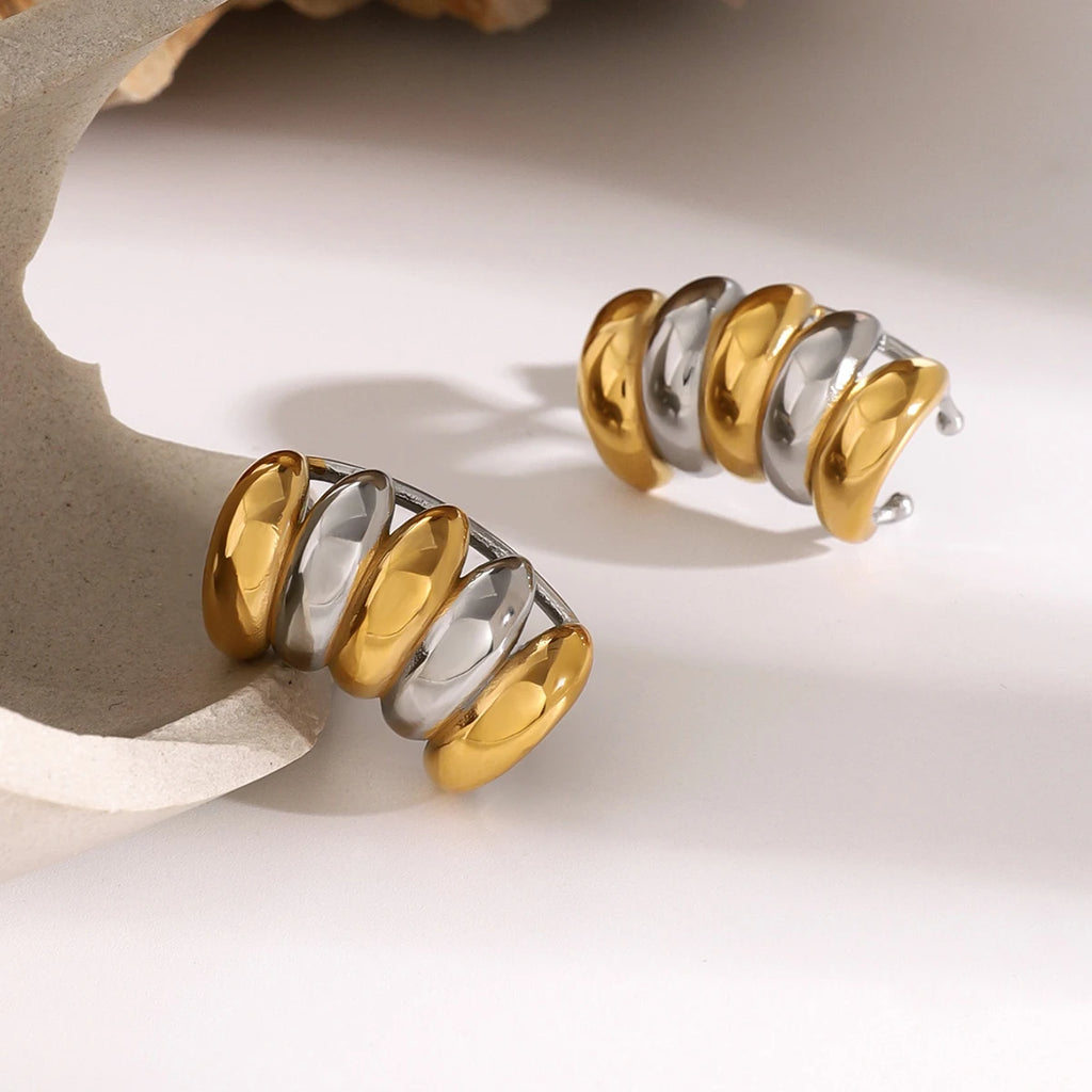 18K PVD-belagt rustfrit stål, farvematchende flerlags øreclips Metalisk dame charme Stilfuldt fest sommererklæring smykker