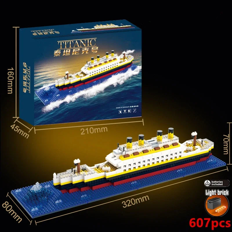 Titanic Creative Luxury Iceberg Cruise Ship Boat Wreck Set City DIY Model Building Blocks Bricks Toys For Children Adult Gift