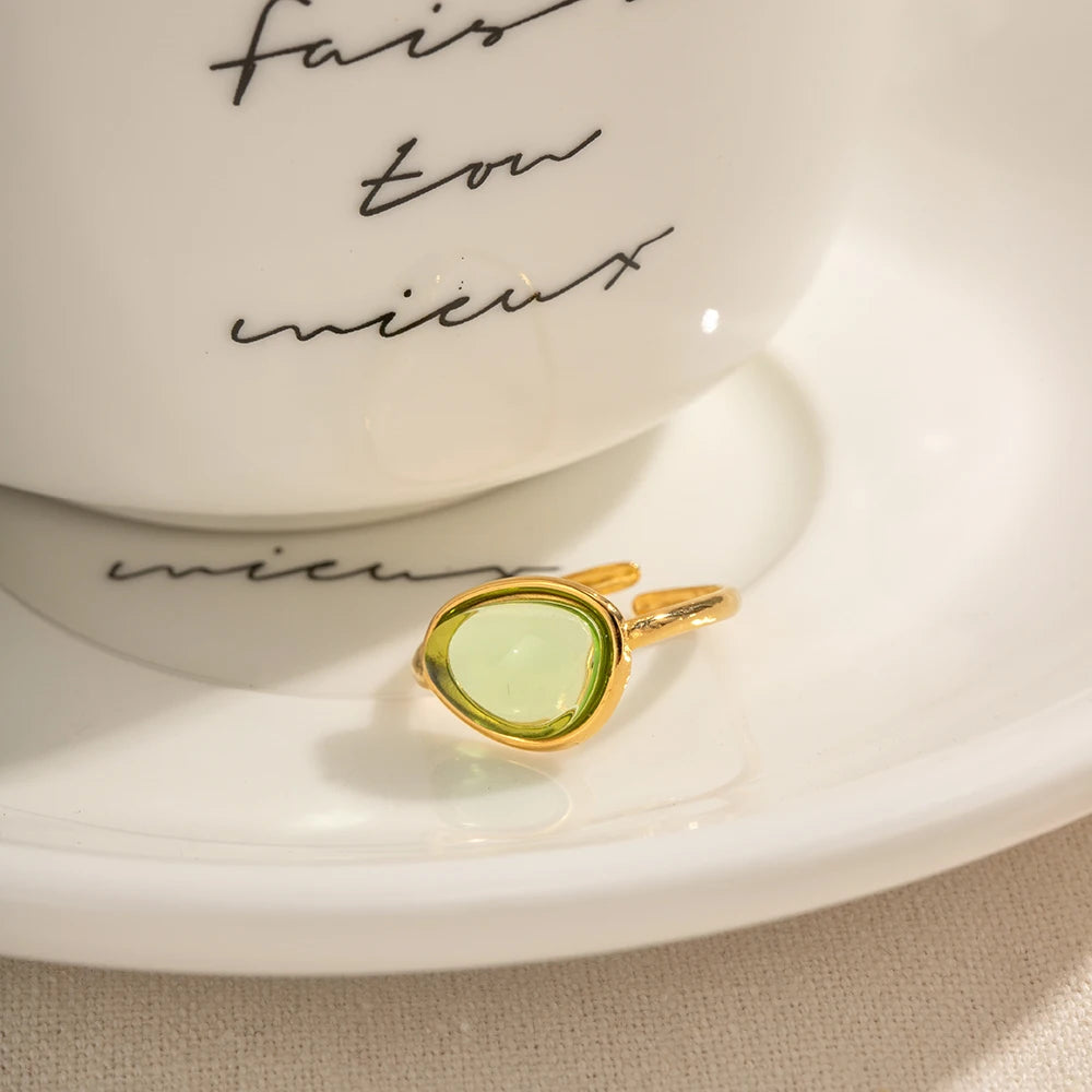 2023 Mode Ringe Edelstahl Design Anlaufgeschützt 18K Gold Beschichtet Transparent Umweltfreundlich Harz Damen Schmuck Geschenk