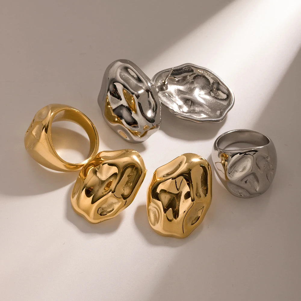 18K vergoldeter Edelstahl wasserdicht Lavatextur konkave Ohrring-Ring-Kombination Statement-Schmuck Frauen Party Geschenk