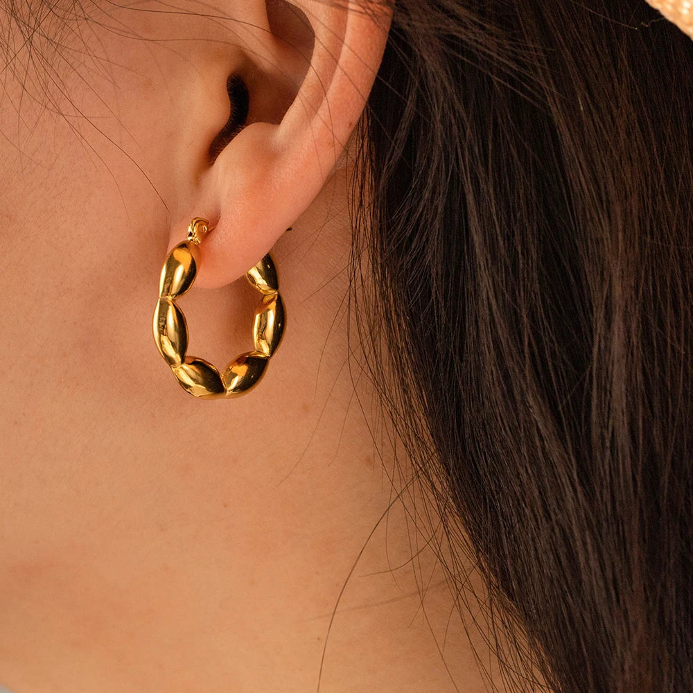 Personality Vintage C-shaped Stainless Steel Seed Bead Hoop Earrings For Women Geometric Waterproof Jewelry Gift