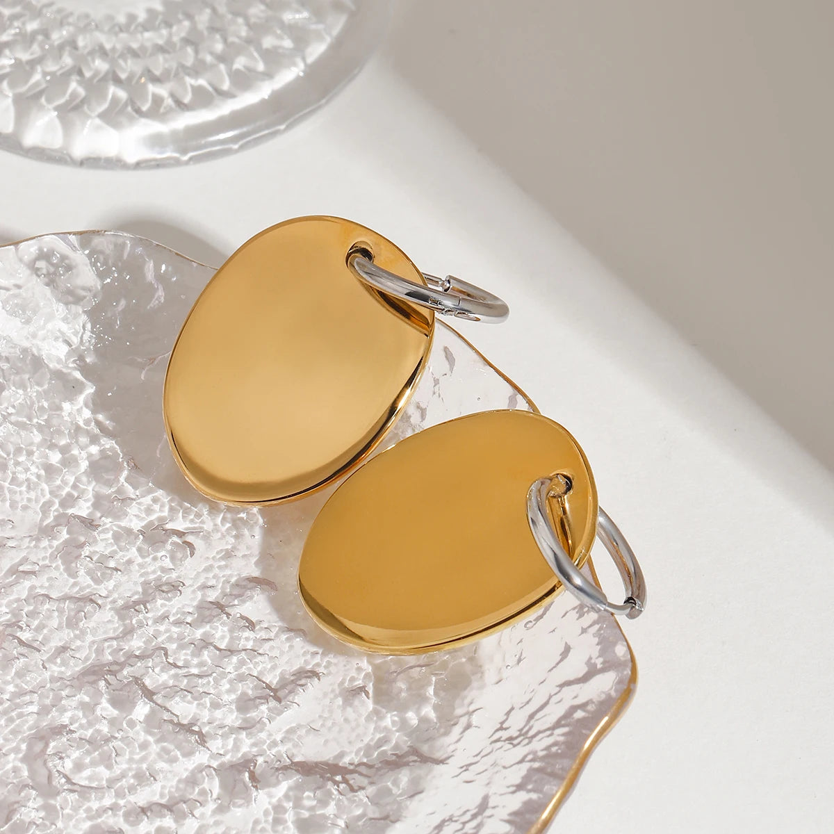 Geometrische Gold-Silber Farbblockierte Glatte Oval-Ohrringe aus Edelstahl für Damen, Statement, rostfrei, stilvoller Schmuck