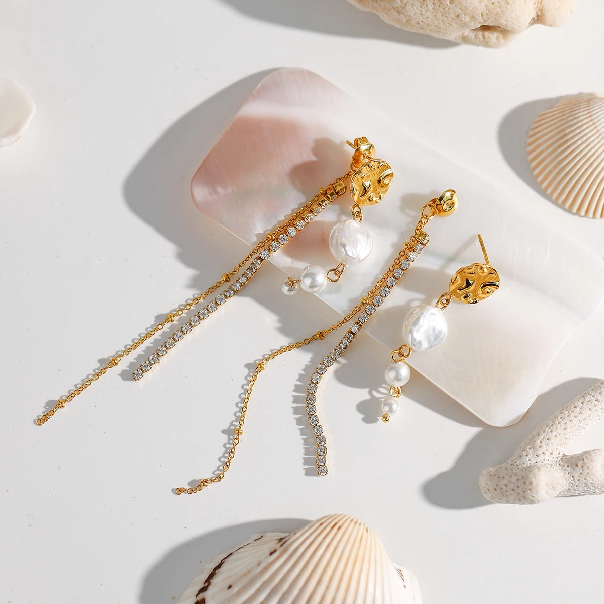 18k forgyldt rustfrit stål Elegant hvid zirkon klokæde cirkulær kvast øreringe kvinder forebygger allergi gallagave