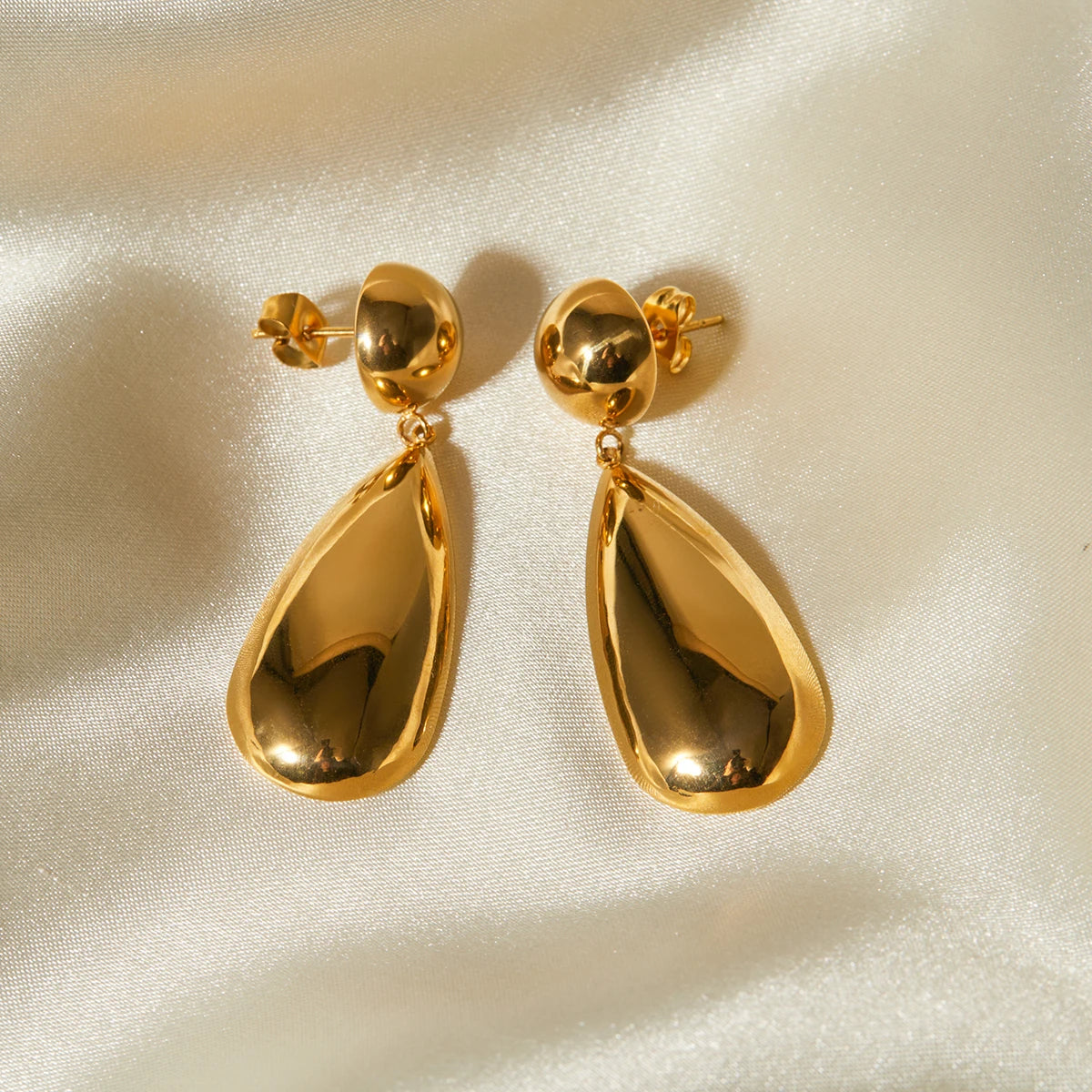Brincos Pingente Gota de Água Hemisfério Fashion Chique Geométrico em Aço Inoxidável Banhado a Ouro 18K Charme Grande Joia para Orelha Feminina