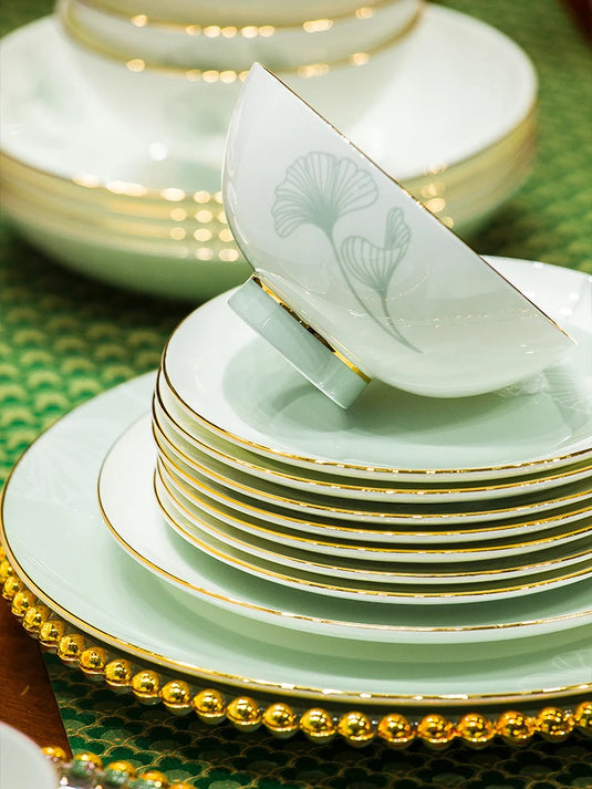 60 stykker Bone China-stel med farverig glasur Elegante skåle og tallerkener til hjemmet Keramiske skåle og tallerkener