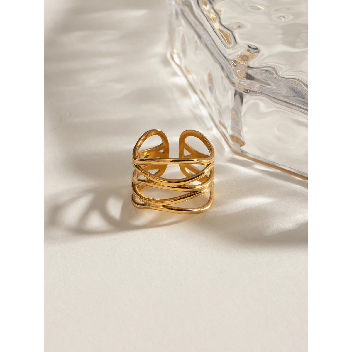 Mode Rustfrit Stål Flerlags Linjer Hul Åben Ring Rustfast 18K PVD-belagt metal Populære smykker Kvinder Bijoux