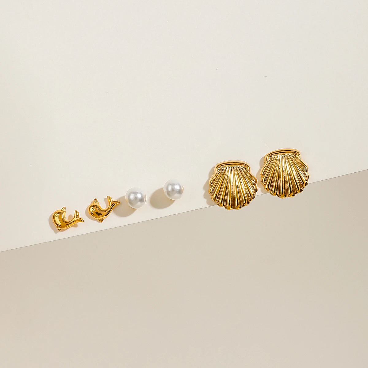 3 par pr. kort rustfrit stål delfinperleribbede skaløreringe 18K rustfrit stål højkvalitets damesmykker Bijoux