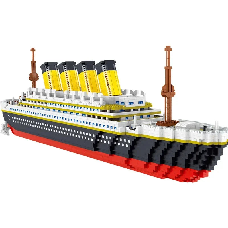 4000+Pcs Titanic Model Cruise Ship Building Blocks MOC Boat Bricks Collection DIY Construction Toys for Children Gift