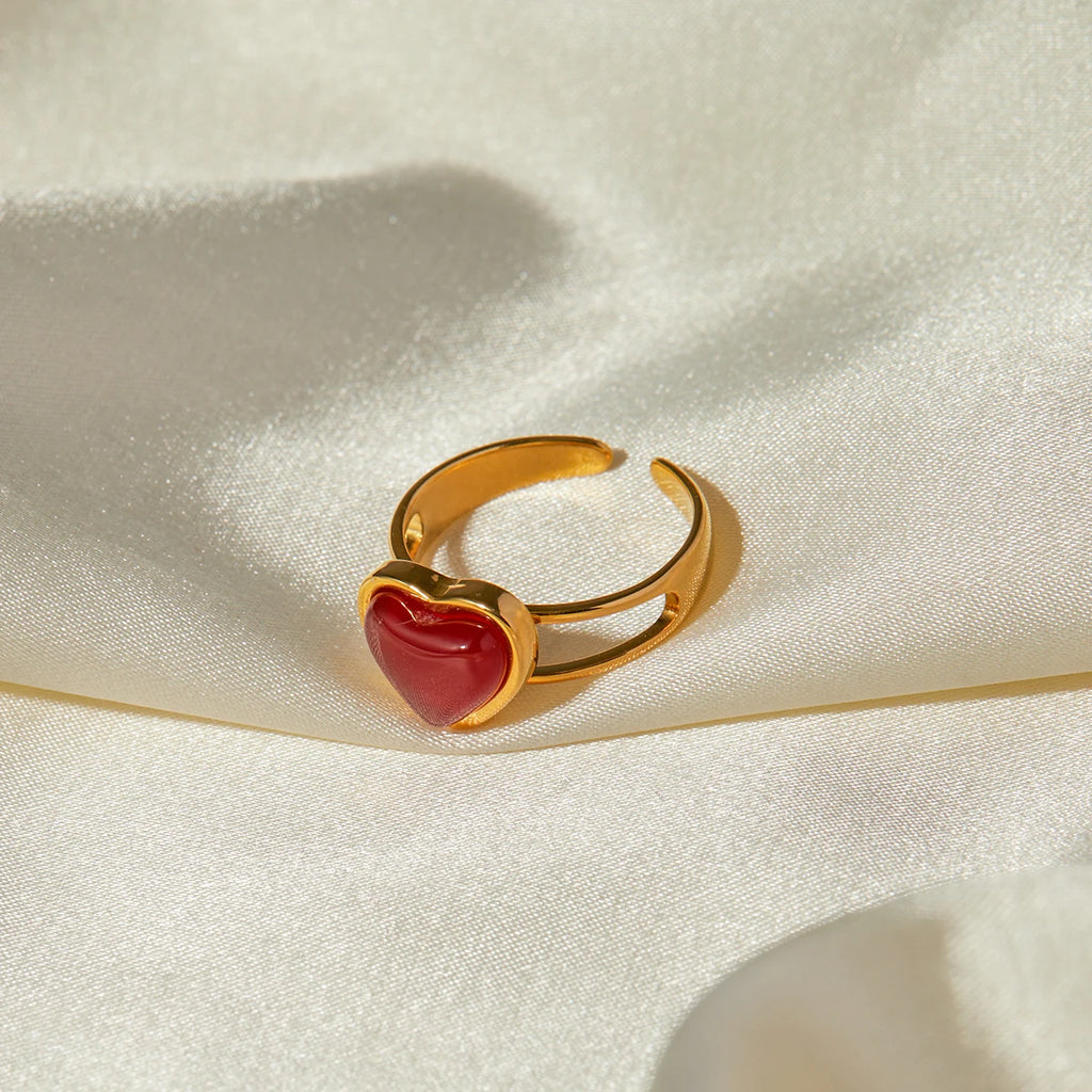 Waterproof 18k Gold Plated Stainless Steel Love Heart Opening Ring Inlay Red Agate Stylish Anti Allergic Distinctive Jewelry
