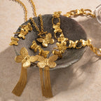 Serie Farfalla in Acciaio Inossidabile con Adornamento in Oro 18K, Placcato Oro Dubai 2023, Set di Gioielli per Donne, Collana, Orecchini e Anello