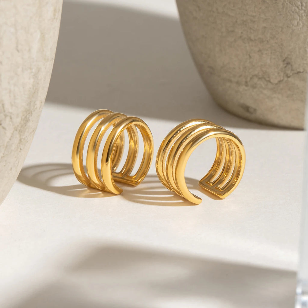 Kreativ 18K forgyldt rustfrit stål Geometrisk Glat tre-lags hule øreclips Kvinder Anti-allergiske smykker Gallagave