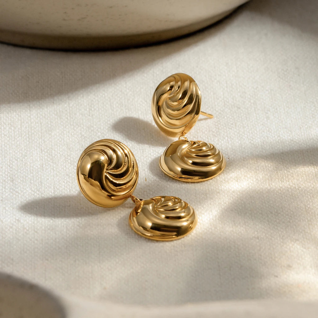 Brincos de Pingente Redondo Convexo com Fio Banhados a Ouro 18K em Aço Inoxidável Personalidade Declaração Estilo Joias Femininas à Prova d'Água