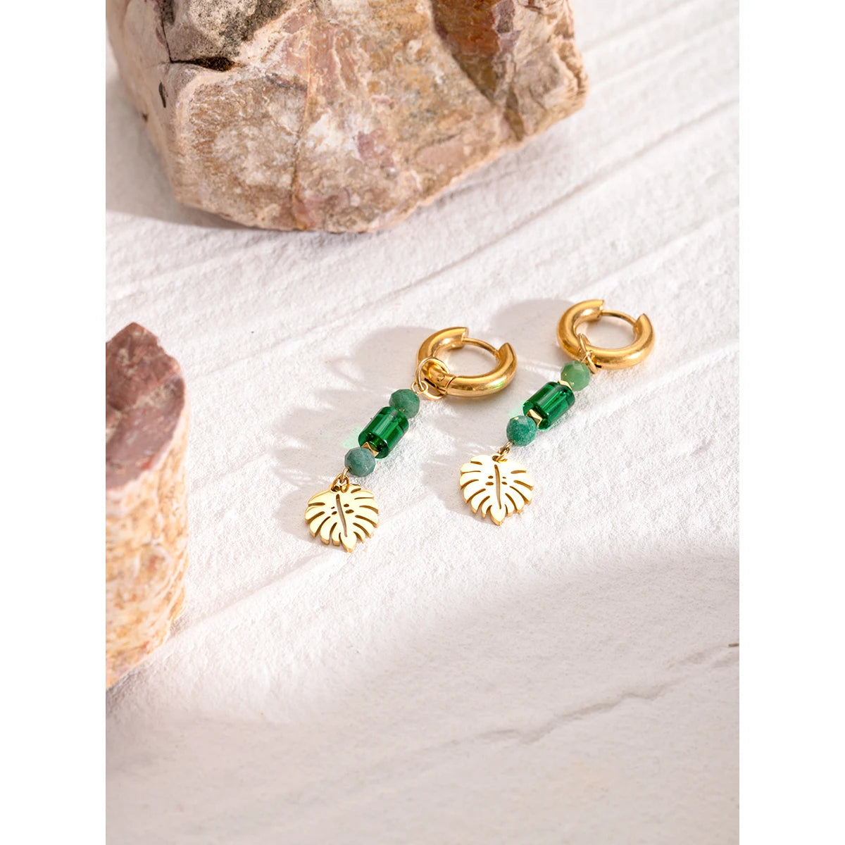 Boucles d'oreilles créoles feuille en cristal de pierre naturelle plaquées or 18 carats pour femmes, bijoux de mode en acier inoxydable de haute qualité, cadeau de gala