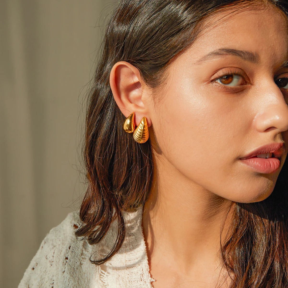 گوشواره‌های میخی محبوب وینتیج از جنس استیل ضدزنگ به شکل قطره آب با روکش 18K PVD، بافت ضدآب، جذاب، جواهرات روزانه، هدیه 2024