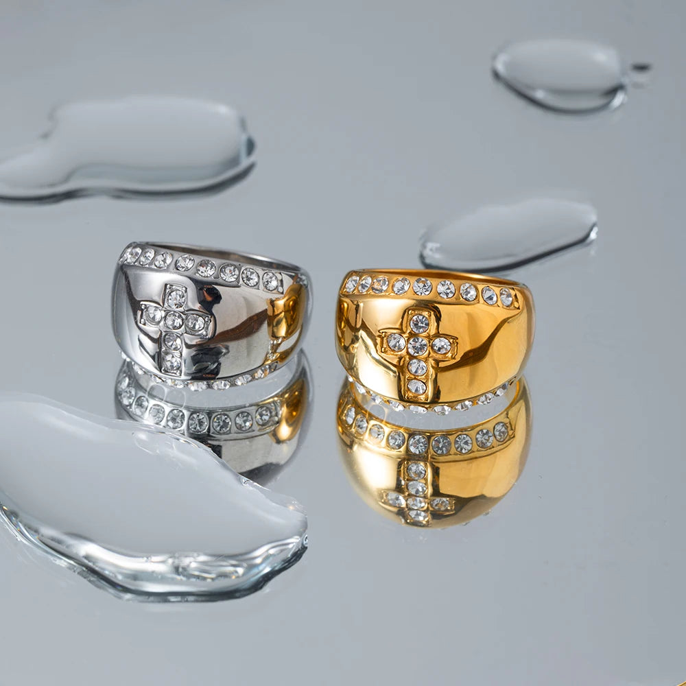 Anillo cruzado elegante de acero inoxidable con incrustación de piedra de imitación, chapado en PVD 18K, grueso, brillante, liso, a prueba de óxido, encantador, joyería encantadora