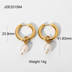 Pendiente colgante impermeable de acero inoxidable ligero y acogedor con charms de perla de imitación chapado en oro real 18K PVD joyería de moda para mujer