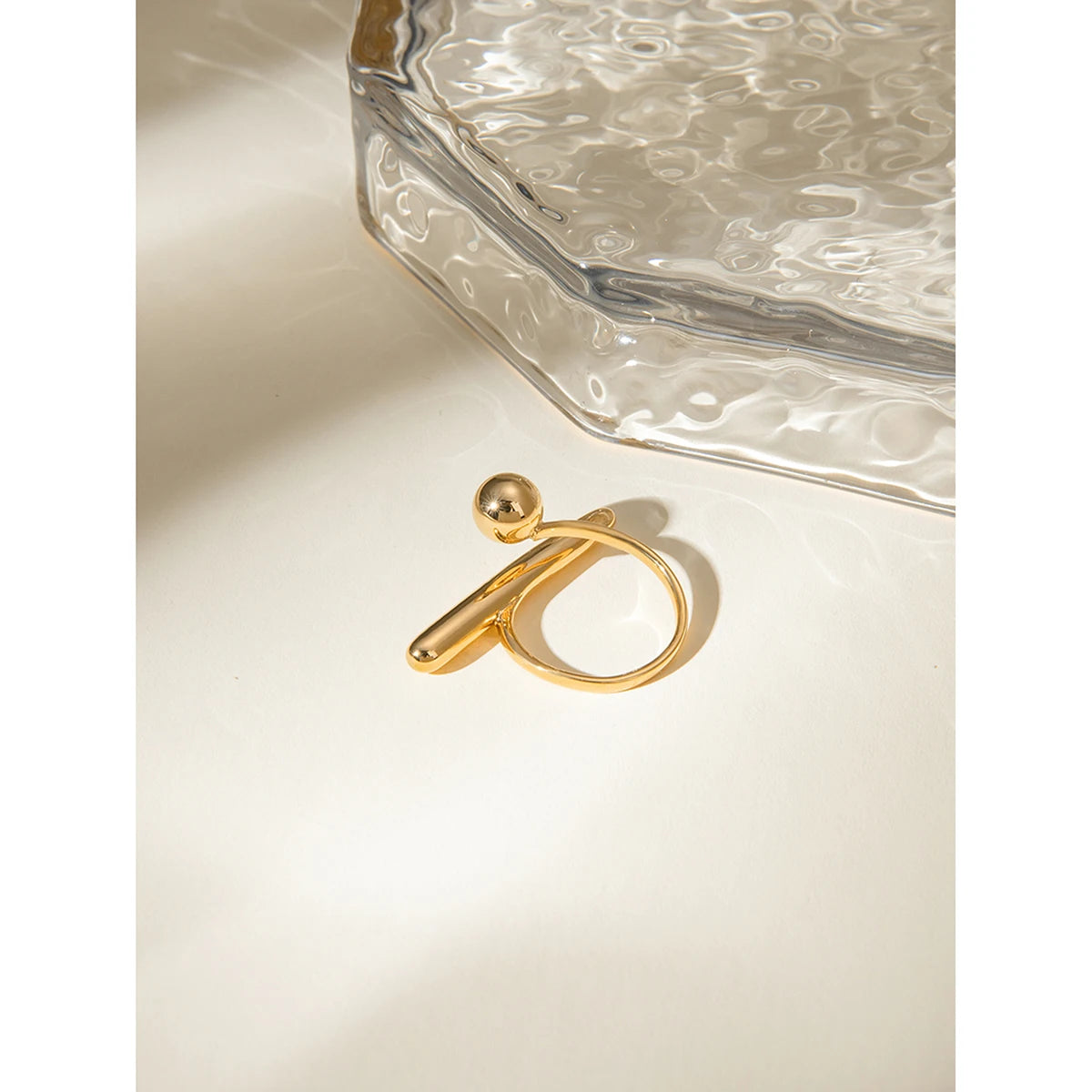 18K Statement Sommer Edelstahl PVD-beschichteter geometrischer Einfachheits-Öffnungsring für Frauen Sandstrand Schmuck