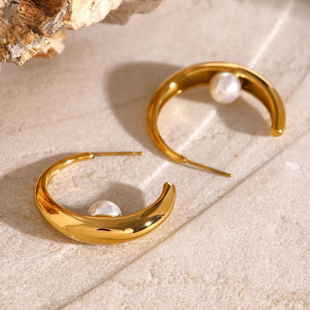 18K PVD kreativ charme rustfrit stål C-formede perler blanke øreringe Smykker Damemode Attraktivt rustfrit tilbehør