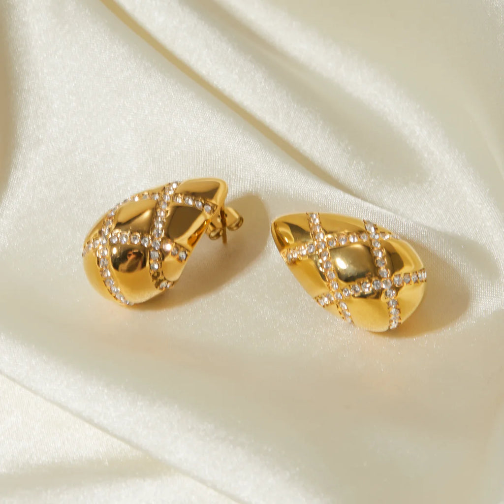 Rhomboid Tasarım 18K Altın Kaplama Paslanmaz Çelik Su Damlası Şeklinde Küpe İnlay Rhinestone Trendy Su Geçirmez Charm Takı