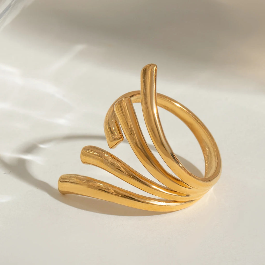 18K vergoldeter Edelstahl asymmetrischer unregelmäßiger Linien offener Ring täglicher Damenschmuck mit Metallstruktur trendiger Charme Bijoux