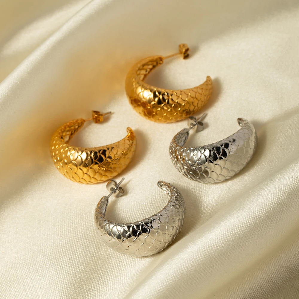 18k forgyldt rustfrit stål Lys Hyggeligt Unikt Design Fiskeskala C-formede Øreringe Rustfri Kvinder Bijoux Femme Gala Gave