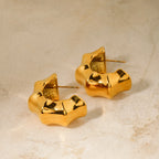 18K forgyldt rustfrit stål C-formede bambusknudeøreringe Kvinder Charmerende Metaltekstur Vandtæt smykker Gallagave