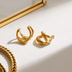 Et par tre-lags udhulet high-end øreclips 18K PVD belagt kvinder Anti-allergisk metal charme Daglig smykker gallagave