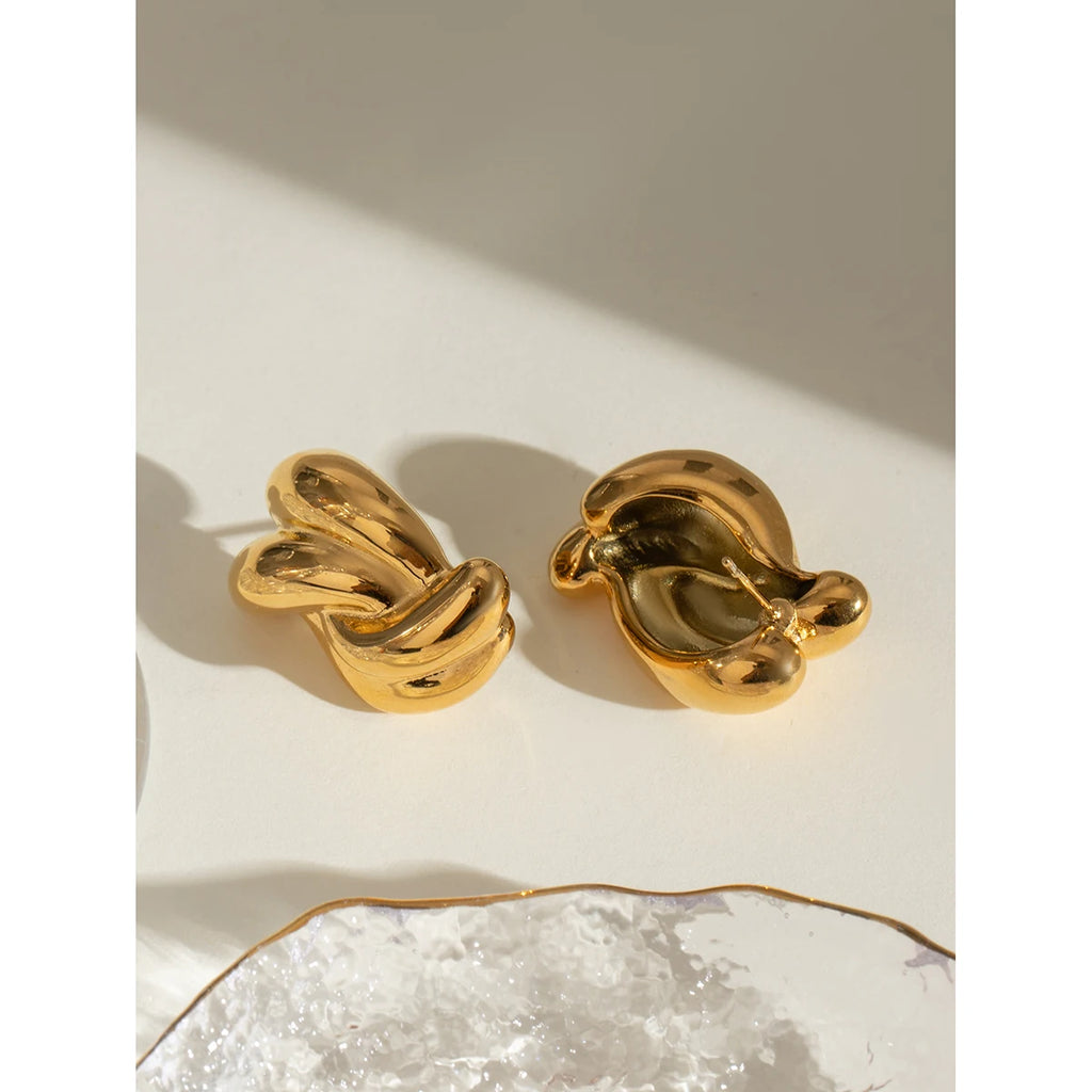 18K forgyldt rustfrit stål Cross Design Knot Øreringe Kvinder Metal Vandtæt Mode Charm Daglig smykkegave