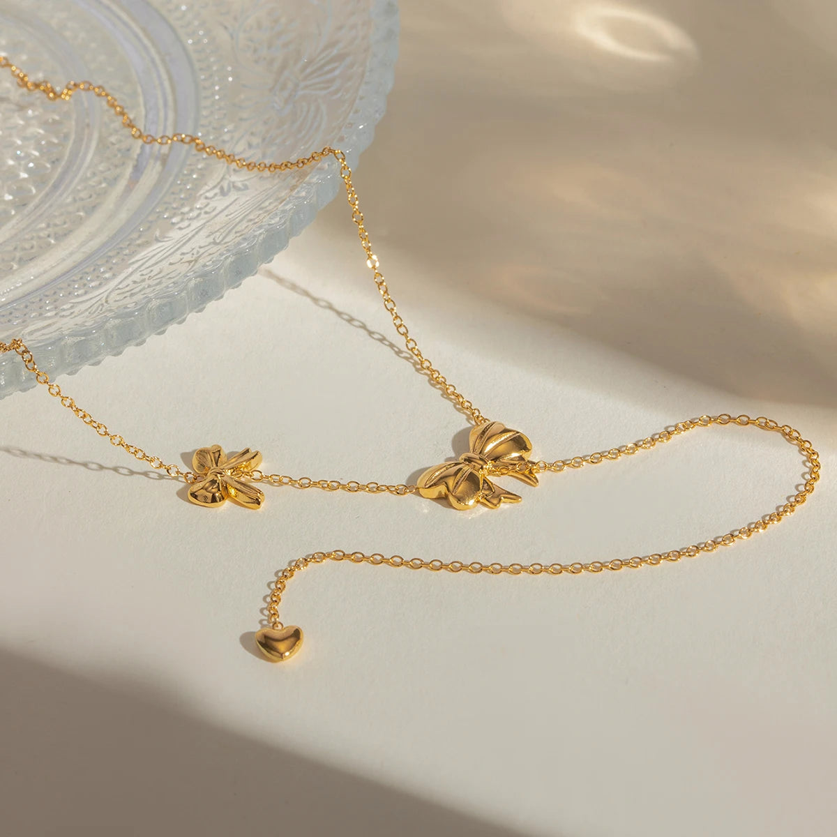 Trendy 18K PVD belagt rustfrit stål Delikat Bowknot Y Halskæde Kæde Damer Vandtæt højkvalitets charme Stilfulde smykker