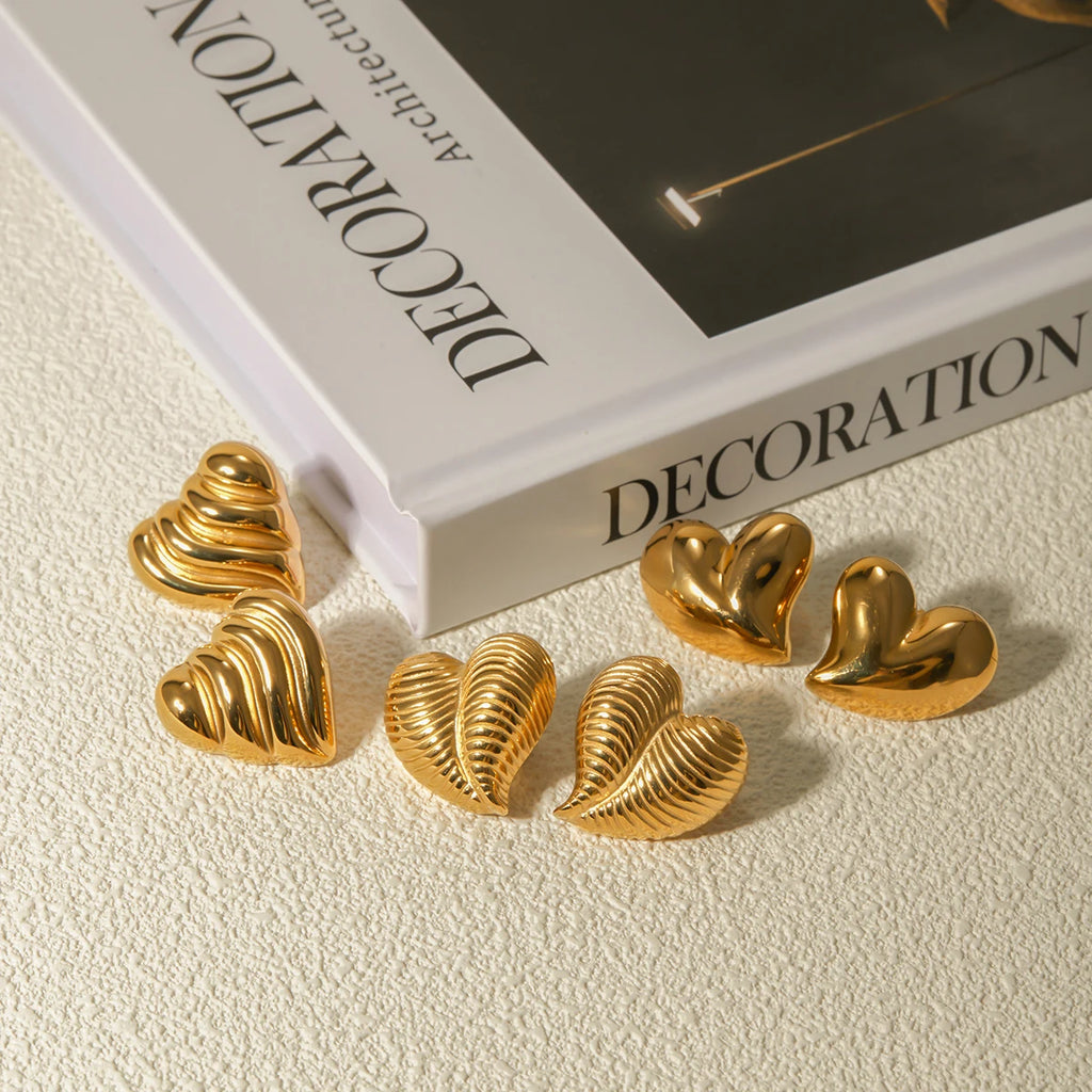 Yaratıcı 18K Altın Kaplama Paslanmaz Çelik Şık Moda Ribana Tasarımı Aşk Kalp Küpeleri İnlay Elmas Charm Şık Takı