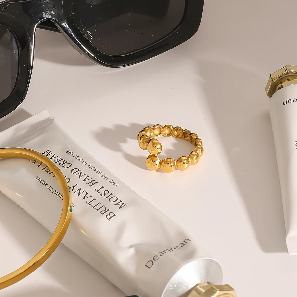 18k vergoldeter Edelstahl Hochwertiger Ins Persönlichkeit Nischenrundperlenring Damen Allergieprävention Charmschmuck Gala Geschenk