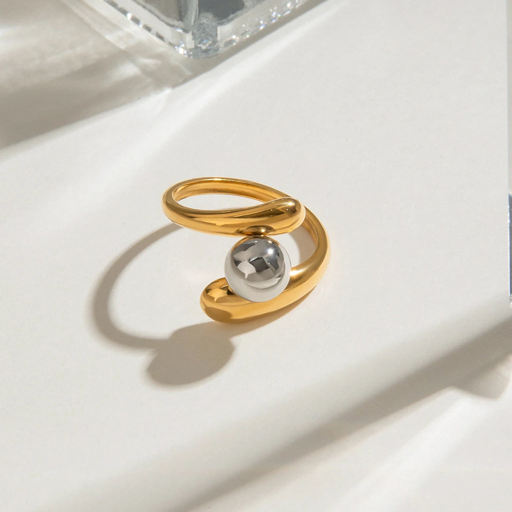 18K PVD-beschichteter Gold-Silber-farbener Ball mit passender Farbe, dreilagiger Öffnungsring, Damen, anti-allergisches Metall, Charme, täglicher Schmuck