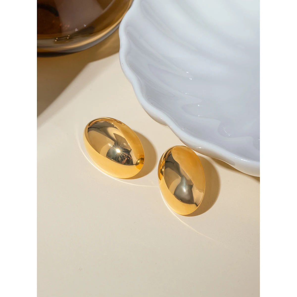 18K Altın Kaplama Düz Oval Küpeler Paslanmaz Çelik Parlak Metal Su Geçirmez Moda Altın Renkli Charm Sevimli Takı Bijoux