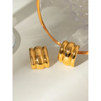 Orecchini alla moda semplici lucidi concavi e convessi in metallo intrecciato in acciaio inossidabile placcati oro 18K gioielli charm quotidiani da donna