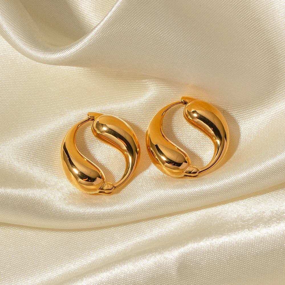 Vintage Metal Textured 18k Plated Gold Stainless Steel O-shaped Pendant Two Water Drop Earrings Personality Charm Jewelry Women