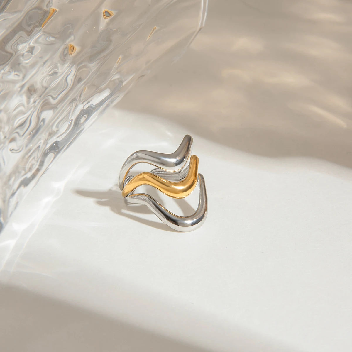 Gold Silber Farbe Passend Wellenförmiger Unregelmäßiger Flüssiger Offener Ring 18K PVD Beschichtet Damen Anti-Allergisch Metall Charm Täglicher Schmuck