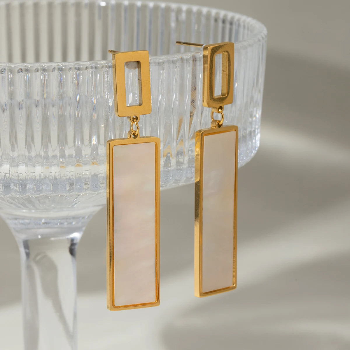 Trendy Firkantede Shell Vedhæng Øreringe Rustfrit Stål Metal 18K PVD Belagt Forhindre Allergi Attraktive Øresmykker Tilbehør