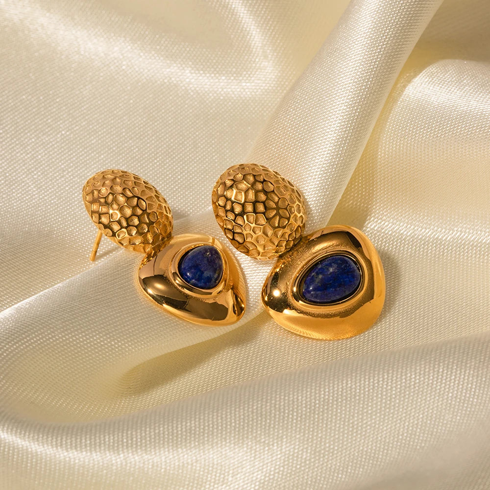 18k vergoldete Edelstahl-Ohrringe mit minimalistischem Dreieck-Design, eingelegt mit Lapislazuli, Femme Gala Chic stilvoller Schmuck