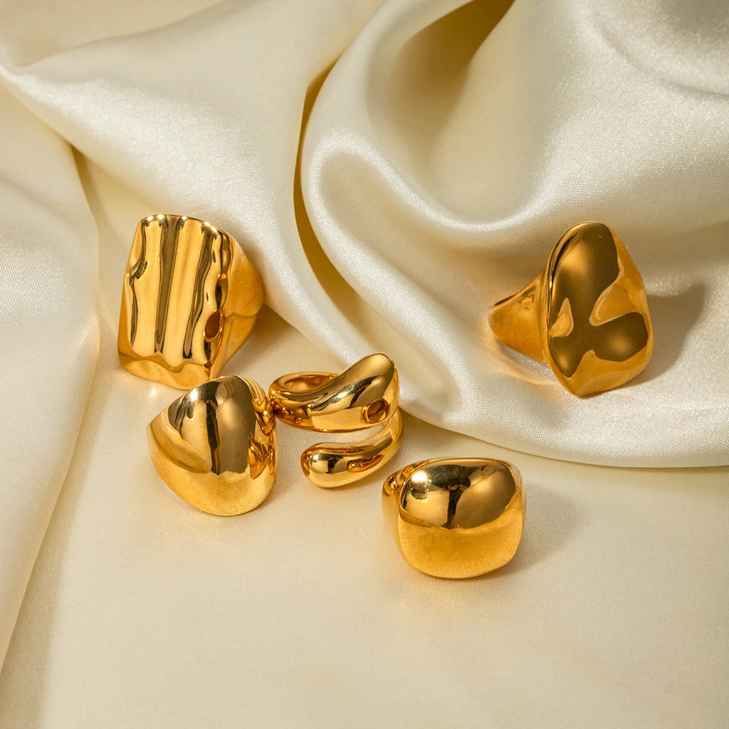 Anello chiuso irregolare concavo convesso in acciaio inossidabile per donna Anello geometrico alla moda in metallo 18 K Bagues Pour Femme Regalo