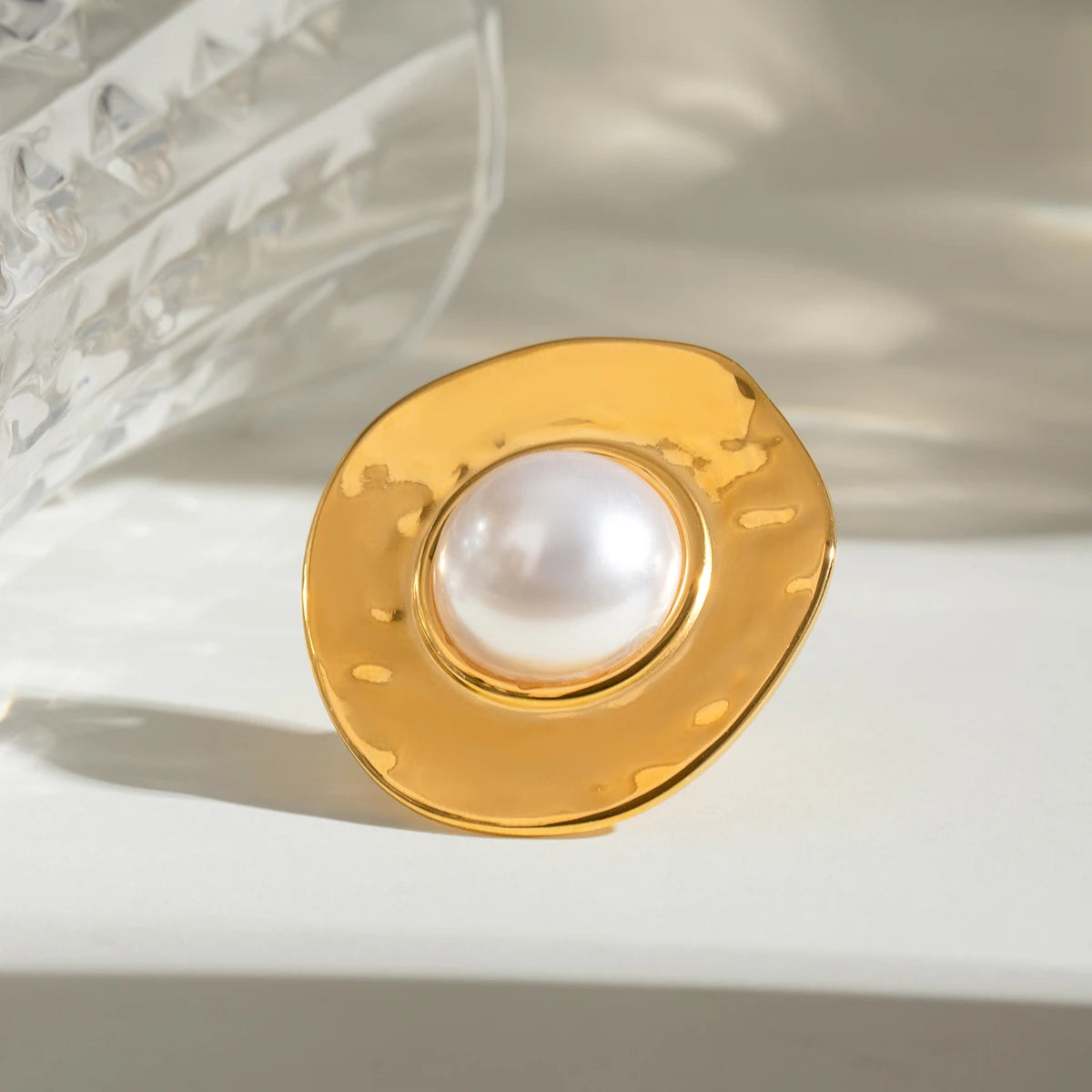 Geometrisch konvexer, gefalteter Korn-Rundschalen-Perlen-Öffnungsring aus Edelstahl, 18K PVD-beschichtet, allergiepräventiver Schmuck