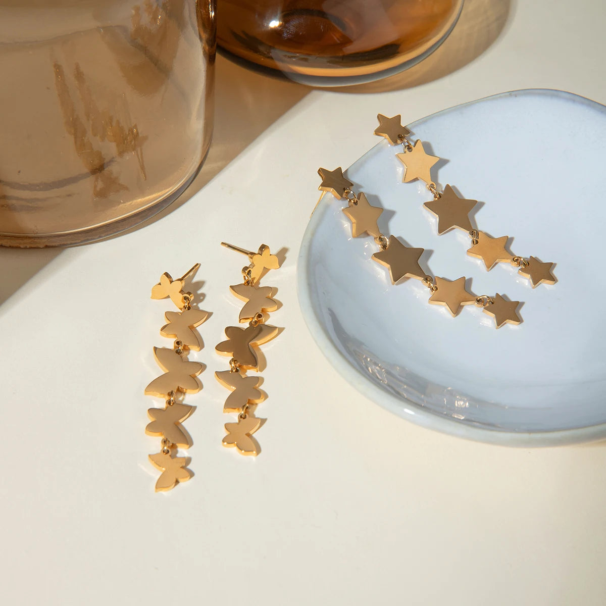 Anti-Allergisch 18K vergoldete schlichte ganze Schnur Ohrringe mit fünfzackigem Stern aus Edelstahl, zarte, freie Temperament-Schmuck
