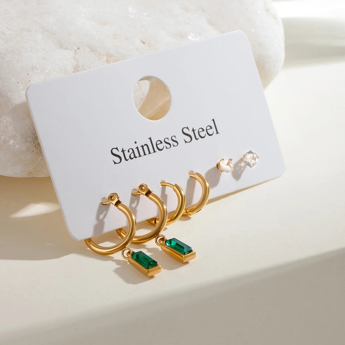 3 Paare pro Karte Edelstahl weiße Strass-Perlen-Ohrringe für Damen 18K PVD-beschichtet, antiallergisch, rostfrei Schmuck