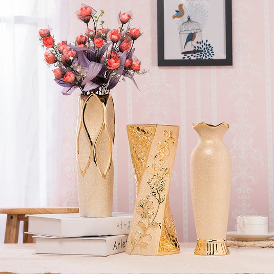 MULLER Luxury Gold-Plated Ceramic Vase European Style Decorative Porcelain Amphora Modern Creative Home Decor Elegant Flower Pot for Wedding and Event Decorations