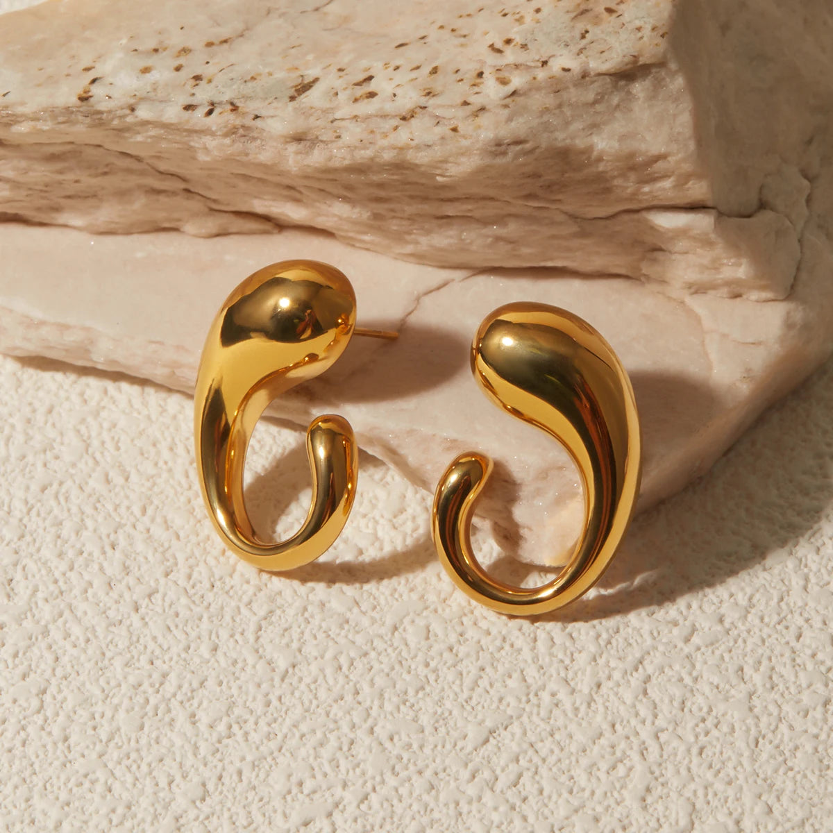 18k vergoldete, zarte Ohrringe aus Edelstahl in Wassertropfenform, leicht, gemütlich, rostfrei, temperamentvoll, Bijoux Femme Gala Geschenk