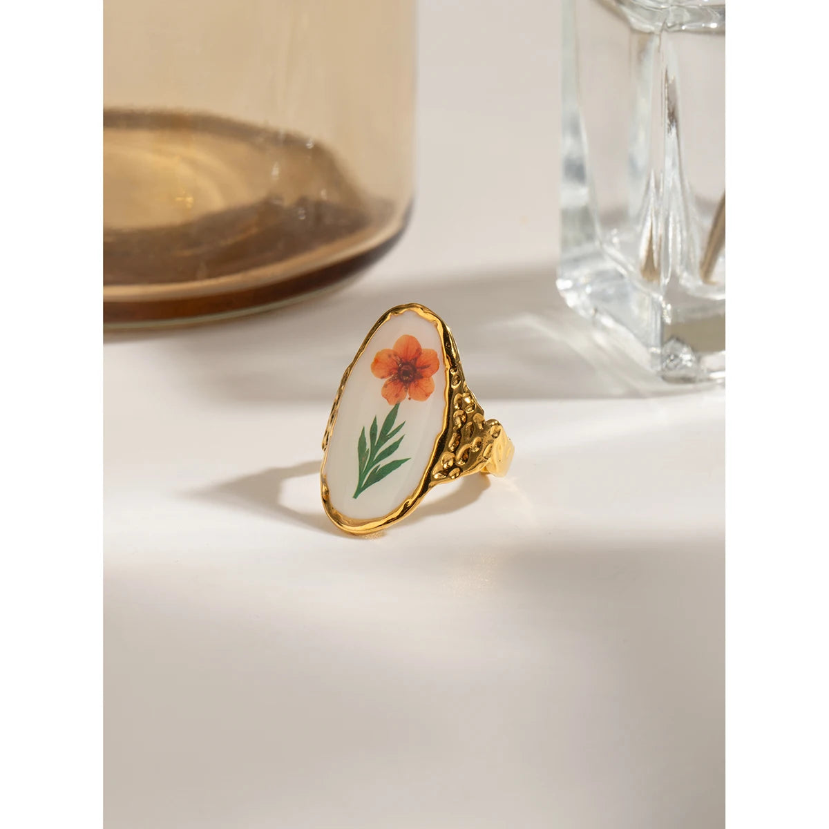Literarischer Retro Weißer Tropfen Öl Grün Getrocknete Blume Offener Ring 18K Goldbeschichteter Schmuck Edelstahl Damen Wasserdichtes Geschenk
