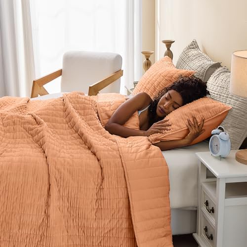 SHALALA Velvet Quilt King Size,Striped Bedding Set,Lightweight Velvet Comforter,Luxurious Cozy Bedspread and Coverlet with Soft Brushed Microfiber Back for All Season(King,Army Green) - Grand Goldman